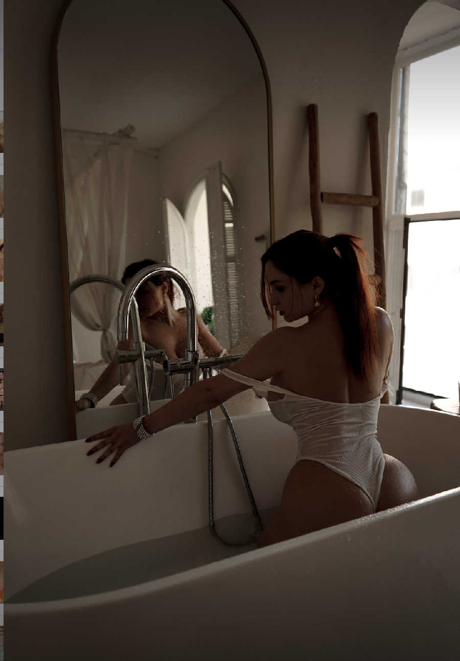 A playful frame from Miranda Faith nude — online in Tashkent