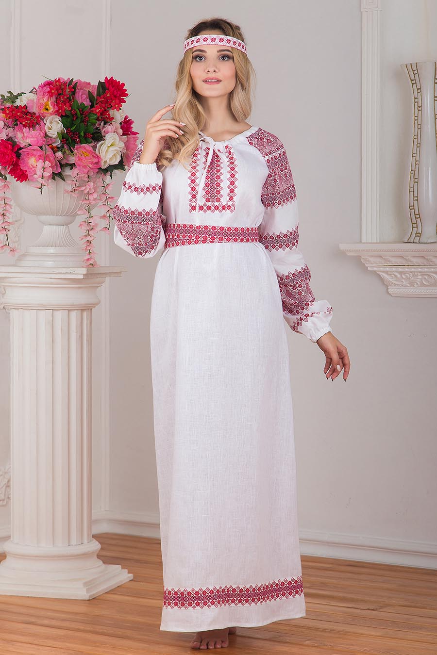 A playful frame from Women in Slavic costumes — online in Tashkent